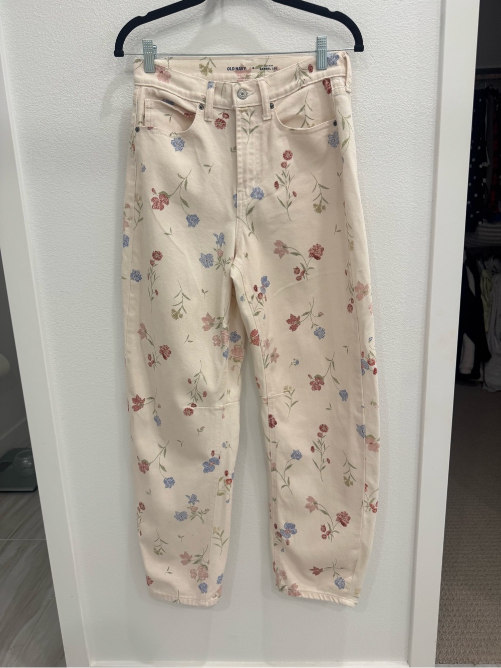Old Navy Cream Floral Barrel Jeans with Red & Blue Blooms
